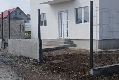 Casă individuală cu 5 camere cu Canalizare în Lumina - 2