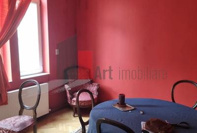 Apartament cu 4 camere semidecomandat în P-ța Sfântul Ștefan - 5