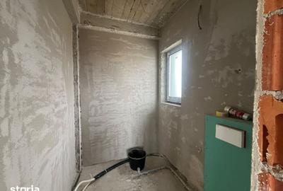 Casă cu 4 camere cu Teren 300 Mp în Central - 4