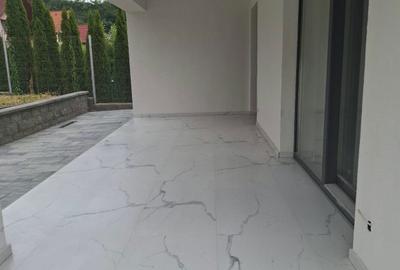 Casă cu 4 camere în Mediaș - 4