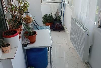 Apartament cu 2 camere decomandat în Abator