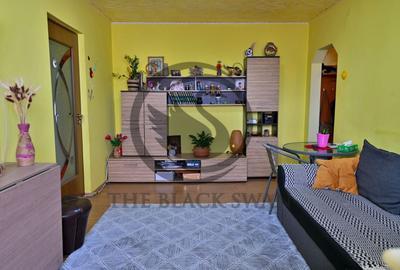 Apartament cu 3 camere semidecomandat, mobilat în Malu Roșu - 3