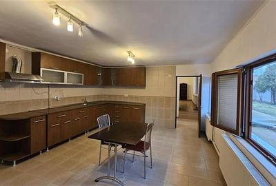 Casă individuală cu 3 camere cu Canalizare în Roșu - 20