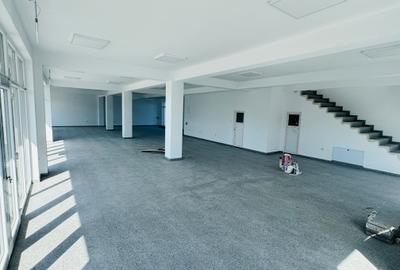 Spațiu comercial, de 500 mp, în Central - 5
