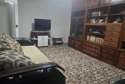 Apartament cu 3 camere decomandat în Central - 1
