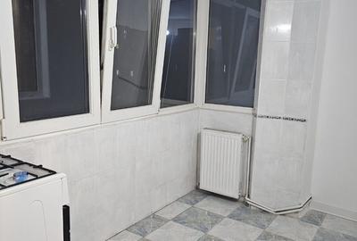 Apartament decomandat, mobilat în Rahova