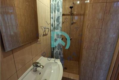 Casă individuală cu 4 camere cu Canalizare în Cristian - 7