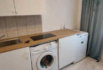Garsonieră decomandată în Soarelui - 2