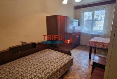Apartament cu 3 camere decomandat în Lipoveni - 10