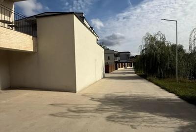 Casă individuală cu 4 camere cu Canalizare în Dobroești - 8