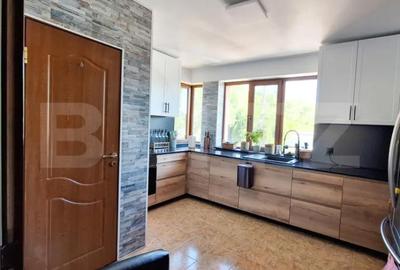 Casă cu 7 camere cu Teren 500 Mp în Dâmbul Rotund - 5