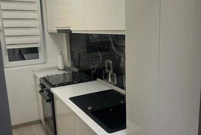 Inchiriez apartament 2 camere - 5