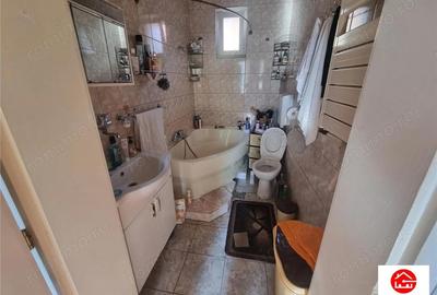 Casă cu 6 camere cu Teren 1495 Mp în Sâncraiu de Mureș - 9