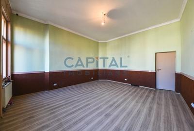 Apartament central cu 3  camere decomandat - 2