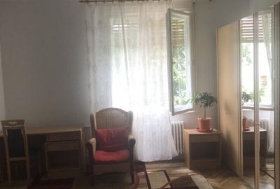 2 CAMERE DECOMANDATE MEDICINA - 12