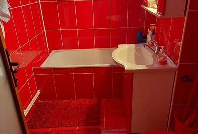 Vand apartament 2 camere et.2 in Petro?ani Aeroport frt.bine intretinut - 5