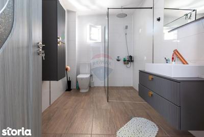 Casă cu 5 camere cu Teren 1000 Mp în Sărata - 6