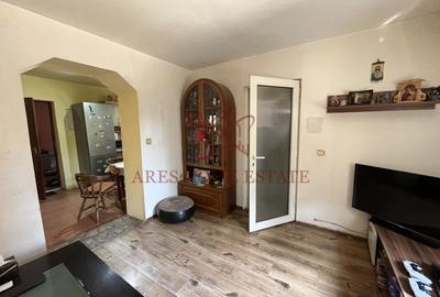 Casă individuală P+1+pod, pe piloni cu panouri solare - 7