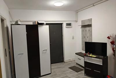 Garsonieră decomandată, mobilată în Central - 3