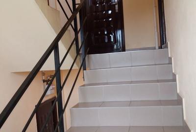 Apartament cu 2 camere decomandat în Carpați 2 - 7