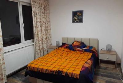 Apartament cu 2 camere semidecomandat, mobilat în Calea Victoriei