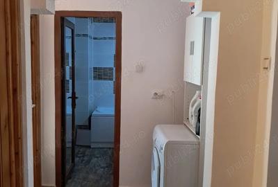De vanzare apartament 4 camere, decomandat, zona Autogara, etaj 3. - 4