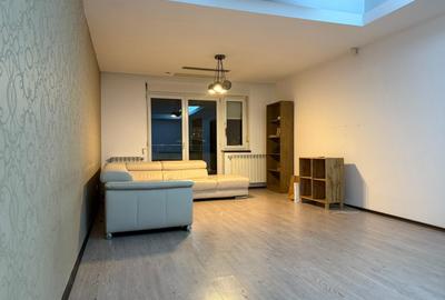 Apartament cu 3 camere semidecomandat, mobilat în Unirii - 2