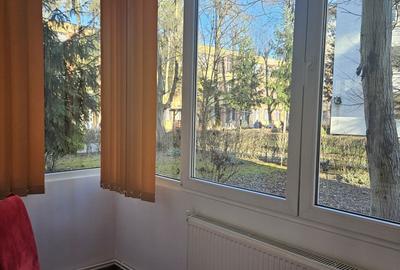 Apartament cu 3 camere decomandat în Dâmbu Pietros - 14
