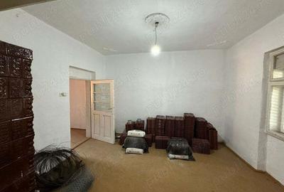 Casa de vanzare in orasul Deta - 4