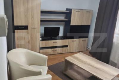 Apartament cu 3 camere decomandat în Micro 5 - 2