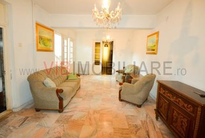 Urlati - Str Eternitatii - Vila 12 camere - teren 1081mp - 2 garaje - 5