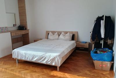 Magheru 2 camere spatios si renovat, mobilat elegant. - 11