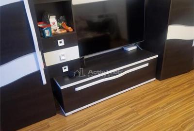 Garsoniera- Tractorul - 3