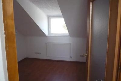 Spațiu comercial, de 950 mp, în Central - 1