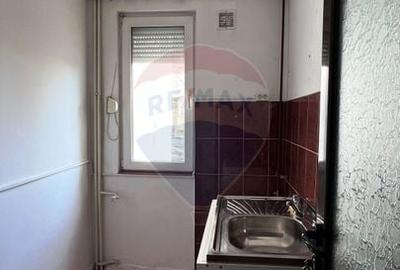 Apartament cu 2 camere semidecomandat în Micro 19 - 7