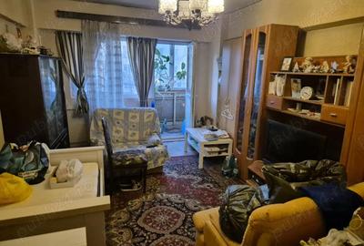 Apartament cu 4 camere decomandat în Tei - 8