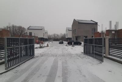 Case Individuale - Beci Parter Etaj Masarda Bartolomeu Str. Linii - 12