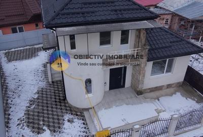 Casă individuală cu 4 camere cu Canalizare în Gara Veche - 12