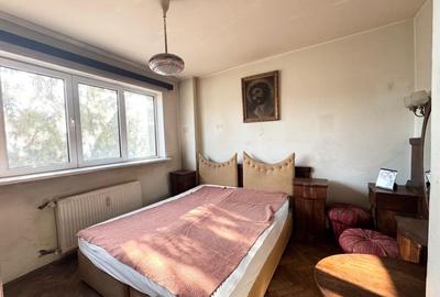 Apartament cu 3 camere decomandat în P-ța Victoriei - 4