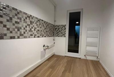 Apartament cu 2 camere decomandat în Florilor - 3