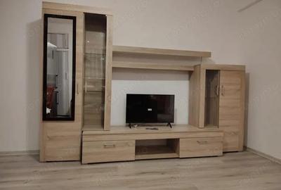 Eroii Revolutiei, doua minute metrou - 7