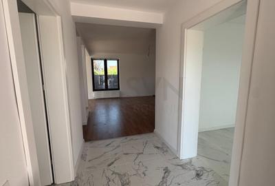 REV2005046 VILA DE VANZARE 4 CAMERE BUFTEA-CREVEDIA LANGA PADURE - 12