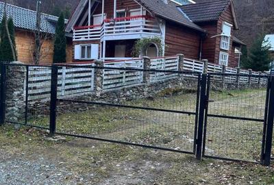 Casă cu 4 camere în Săcel - 2