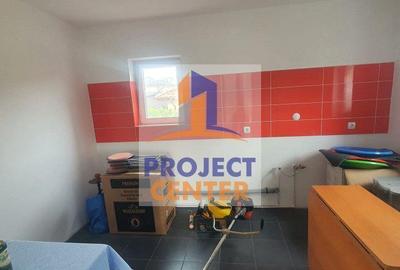 Casă cu 4 camere cu Teren 300 Mp în Bradu - 7