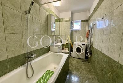 Apartament 4 camere | Bloc 1990 | 3 balcoane | Vedere panoramica - 12