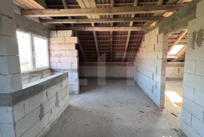 Casă cu 4 camere cu Teren 500 Mp în Central - 11