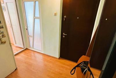 Apartament cu 3 camere semidecomandat în Vest - 1