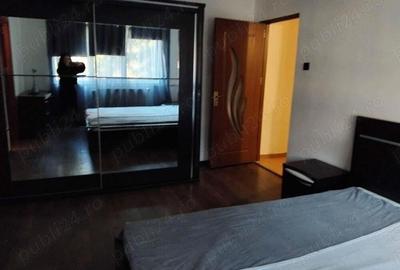 Se. Ofera spre vanzare un apartament deosebit cu 3 camere,et 3,Str Republicii,zona Nord,Rm Valcea Se. Ofera spre vanzare un apartament deosebit cu 3 camere,et 3,Str Republicii,zona Nord,Rm Valcea - 6