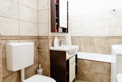 	Apartament 2 camere decomandat, centrala, etaj 3 - Alfa - 9