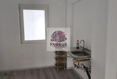 Apartament cu 4 camere decomandat în Autogară - 2